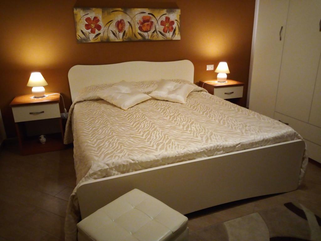 Bed and Breakfast L'Oasi Del Porto Trapani Zewnętrze zdjęcie